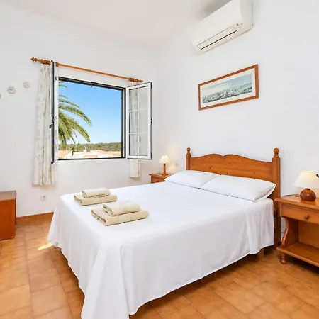 Bini Estrella Villa