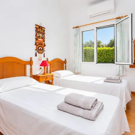 Bini Estrella Villa