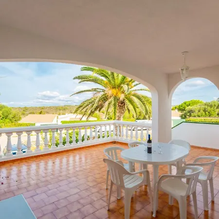 Bini Estrella Villa *