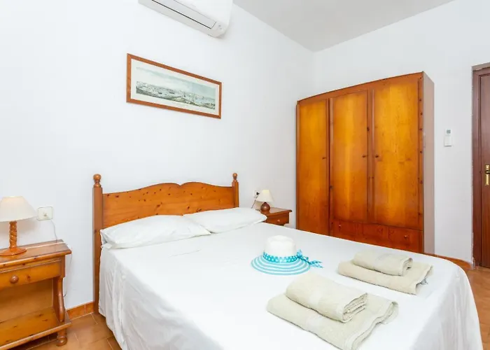 Bini Estrella Villa Es Canutells